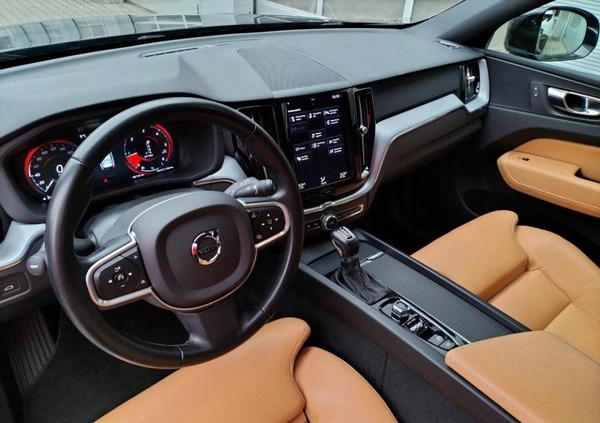 Volvo XC 60 cena 134900 przebieg: 101392, rok produkcji 2019 z Kazimierz Dolny małe 497